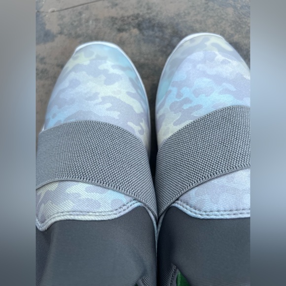 NWT All in Motion Camo Print Women’s Sneakers - Picture 2 of 7